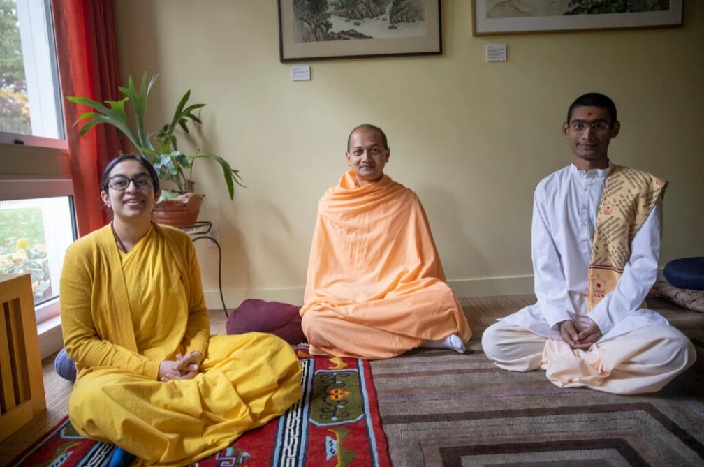 Hindu monastics at Harvard