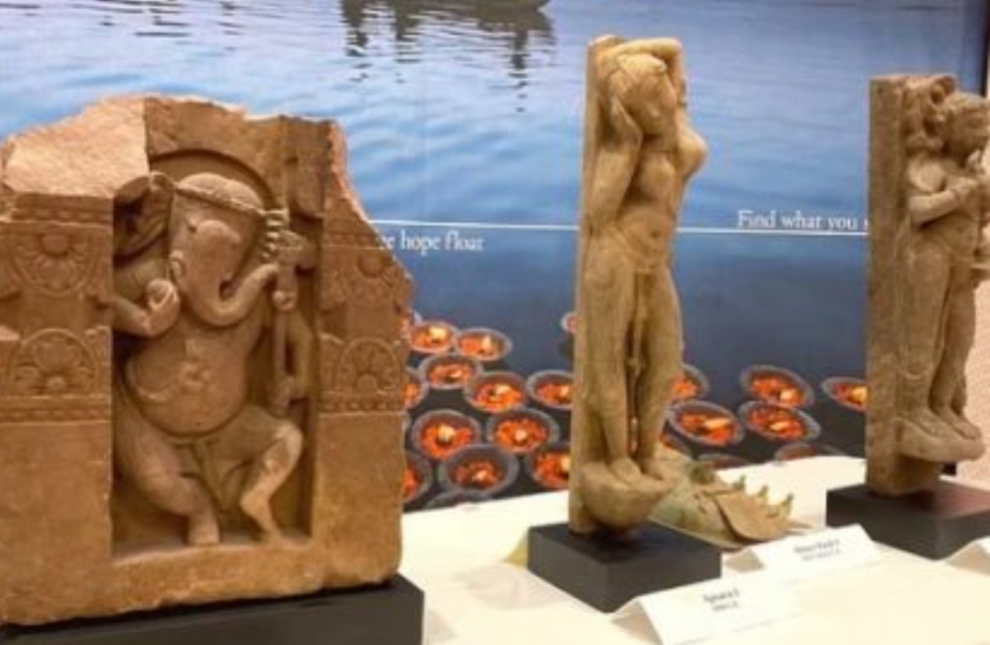 US returns 307 stolen antiquities worth $4 million to India
